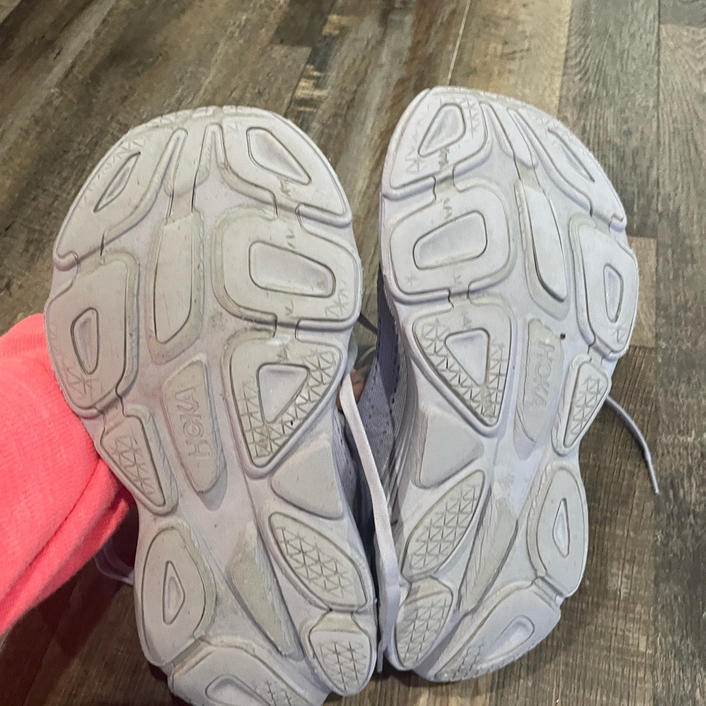 Hoka Women's Light Lavender/White Athletic Running Shoes - Picture 7 of 7